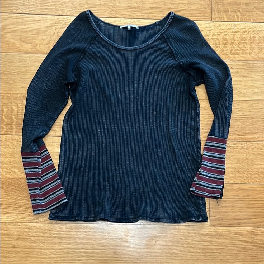 Bke waffle thermal shirt size medium